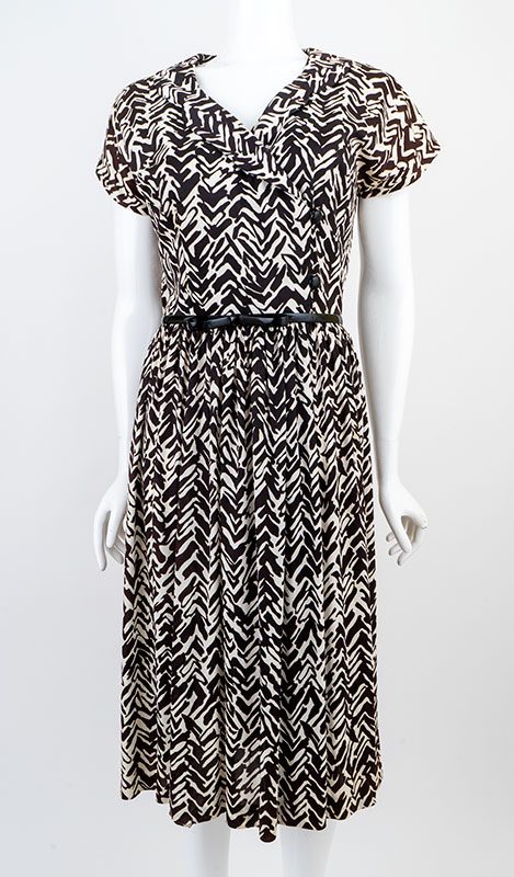 1960s Jersey Print Dress: Ballyhoovintage.com