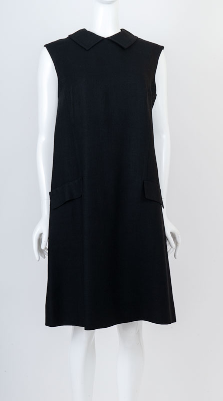 1960s Irish Linen Little Black Dress: Ballyhoovintage.com