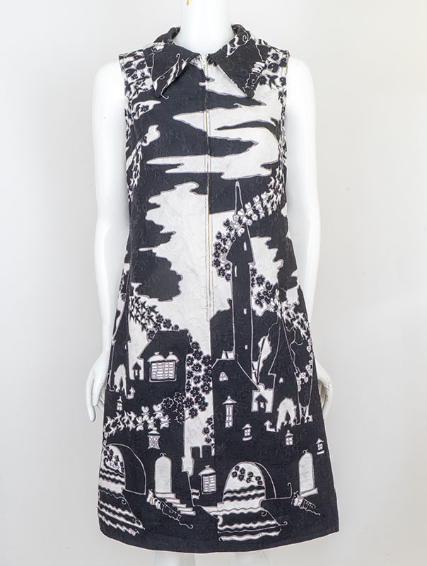 1960s Hawaiian Print Dress