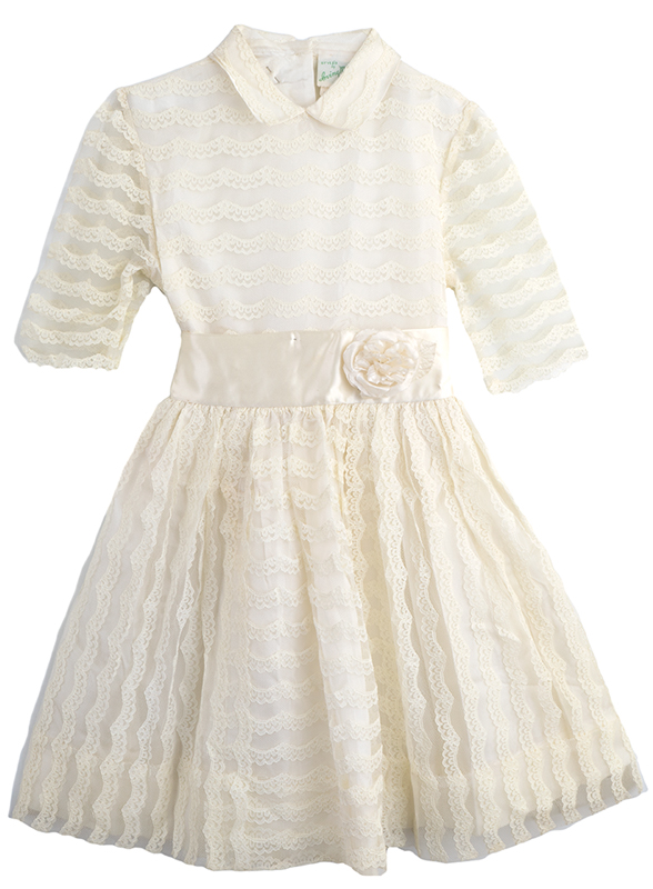 Ivory White Girl's Vintage Dress: Ballyhoovintage.com