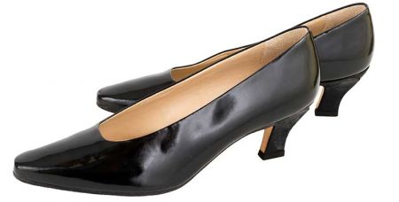 90s Enzo Angiolini Patent Leather Pumps 